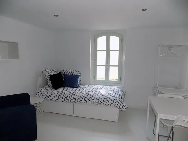 Studio 1 pièce 18 m²