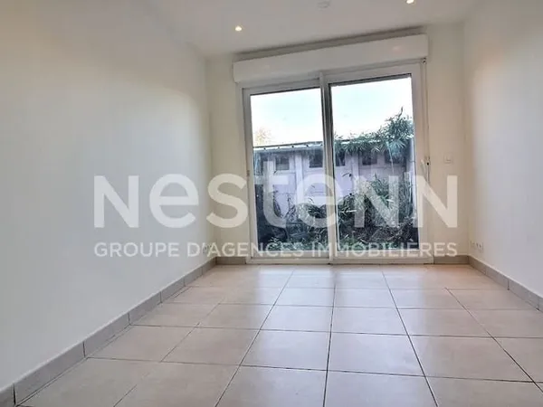 Studio 1 pièce 19 m²