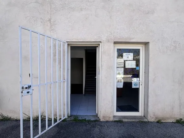 Local d'activité 70 m²