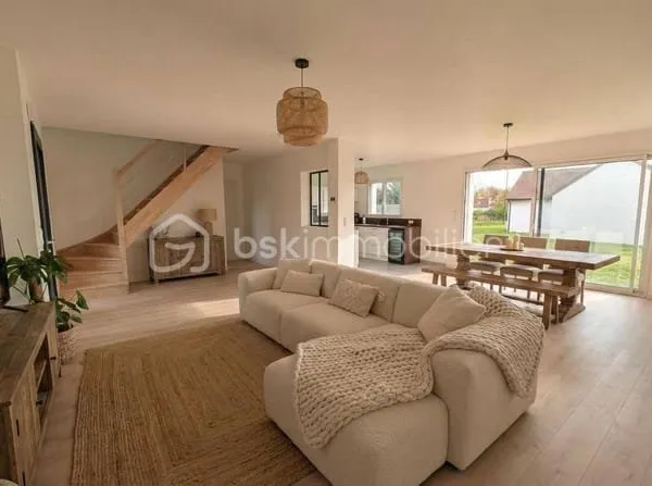 Maison 8 pièces 144 m²