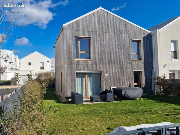 Maison 4 chambres sous garantie décennale Bussy St Georges