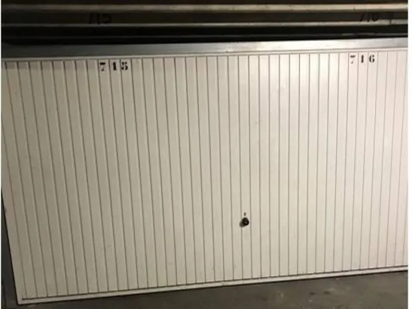 Parking 24 m²