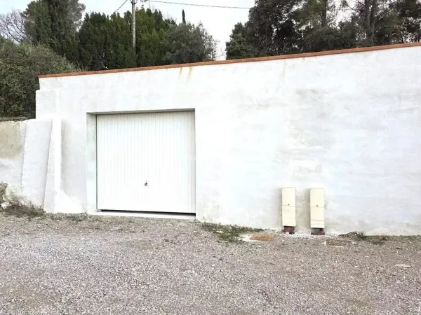 Parking/Garage/Box 62 m²