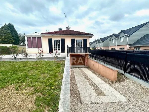 Maison 4 pièces de plain-pied sur sous sol complet à vendre à Bois-Guillaume