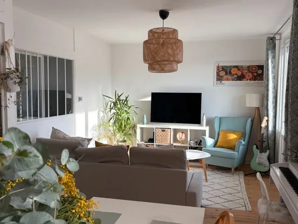 T3 bis meublé - 78m² - 795 cc