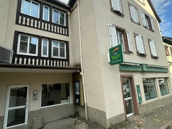 Local commercial 155 m²
