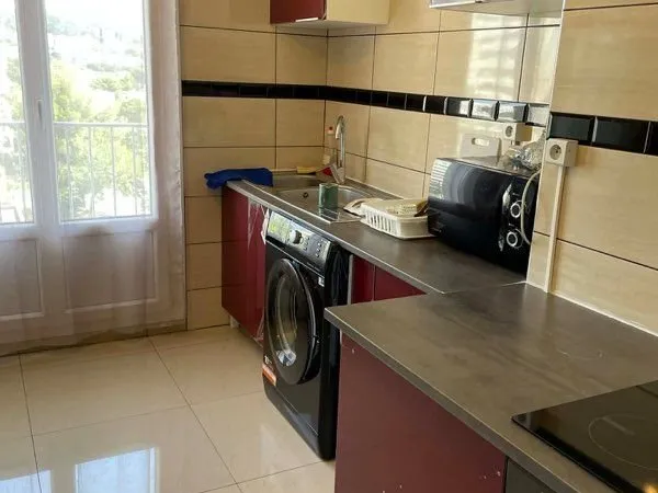 Bonjour je vends un appartement T3