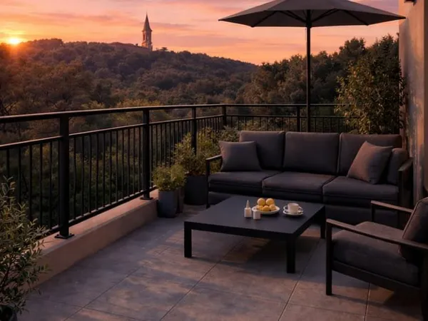 INCROYABLE T3 DE 72M² + TERRASSE DE 21M² AVEC VUE IMPRENABLE SUR COLLINE ET EGLISE SAINT-JOSEPH, SAN