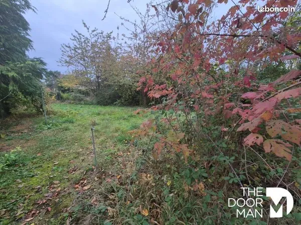 Terrain 485 m² Les Essarts Le Roi
