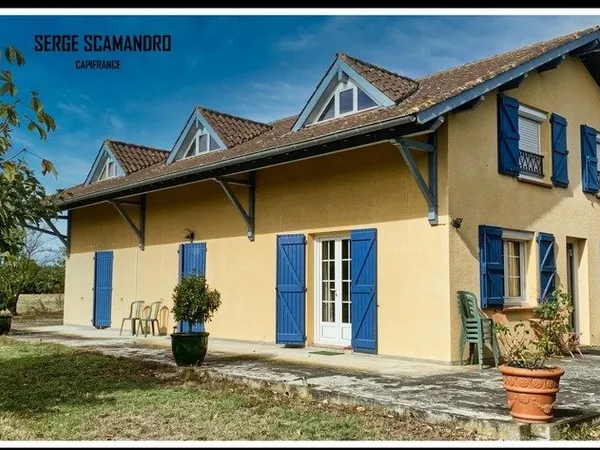 Maison de caractère à vendre 5 chambres 3 salons - 7 pièces ESCANECRABE (31)