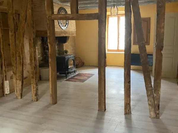Maison et villa de prestige Vente Cognac-la-Forêt 5p 120m² 97200€