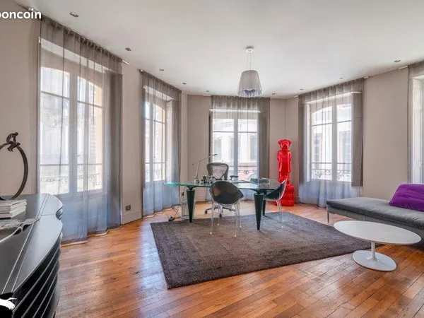 Appartement 4 pièces 91 m²