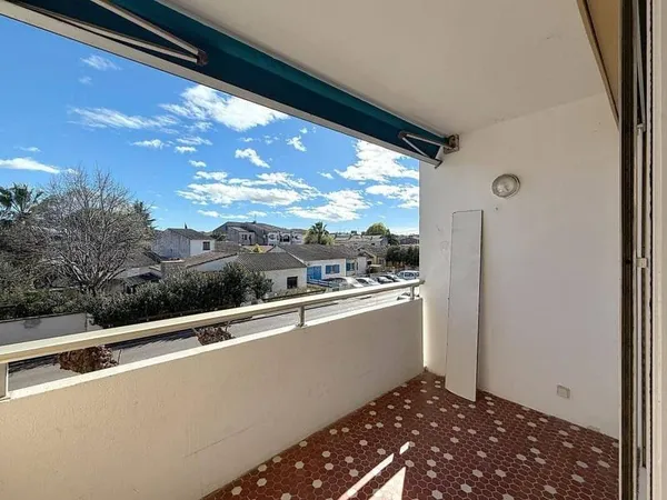 Studio 1 pièce 42 m²