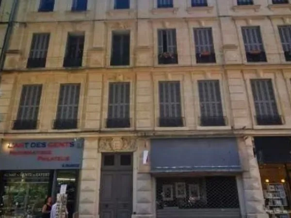 Bureau 152 m²