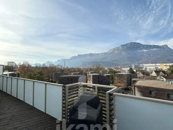 Appartement 4 pièces 82 m²