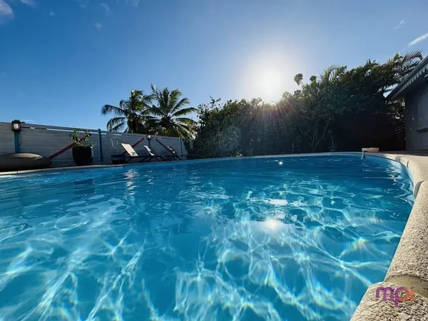SAINTE-LUCE MAISON PROCHE PLAGE AVEC PISCINE XXL