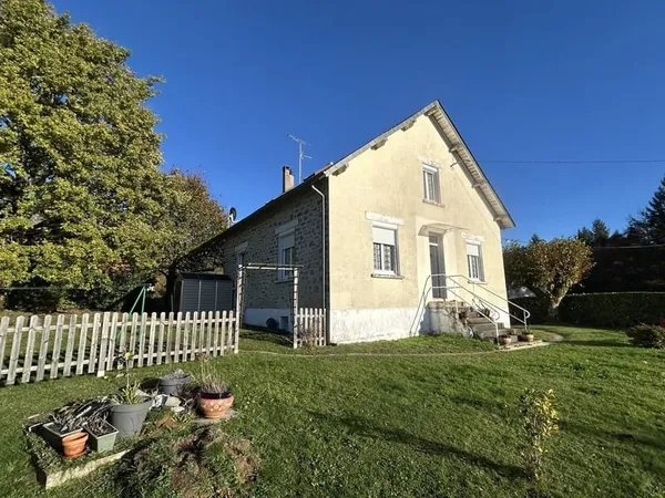 Maison à MARCILLAC-LA-CROISILLE en CORREZE