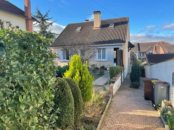 MAISON TYPE F5 SUR SOUS-SOL TOTAL (CORBEIL-ESSONNES)