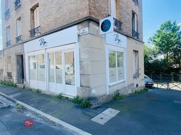 Commerce 67 m²