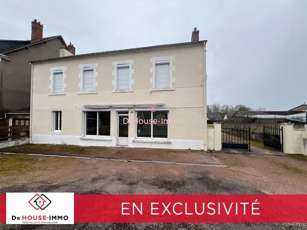Grande maison familiale avec 6 chambres et 3 salles d'eau