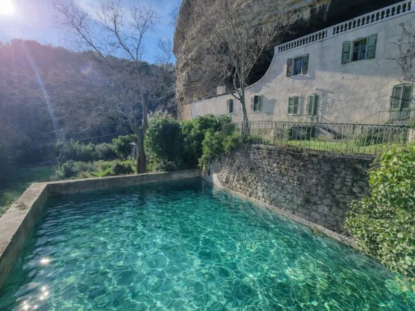 Opportunité exceptionnelle à Fontaine de Vaucluse