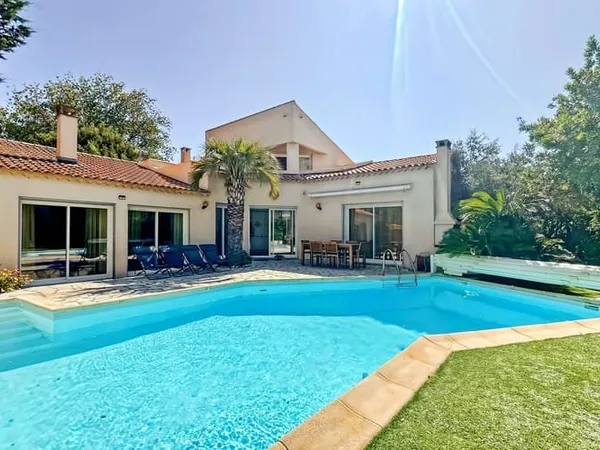 Maison 5 pièces 198 m²