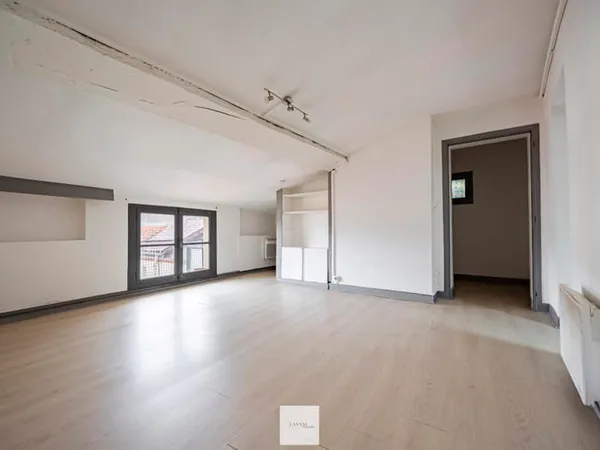 Toulouse- Coeur Saint Aubin- appartement type 3 de 59 m2 au sol et 49 m2 carrez
