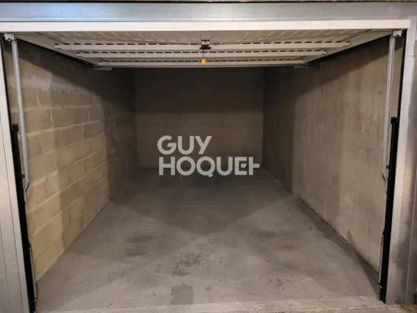 PARKING À VENDRE DE 13,90 M²