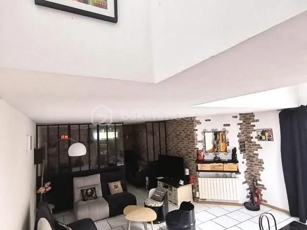 Loft 5 pièces 245 m²