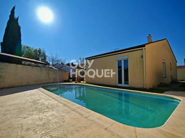 CANOHES à vendre, maison 4 faces de plain pied, 4 pièces avec piscine.