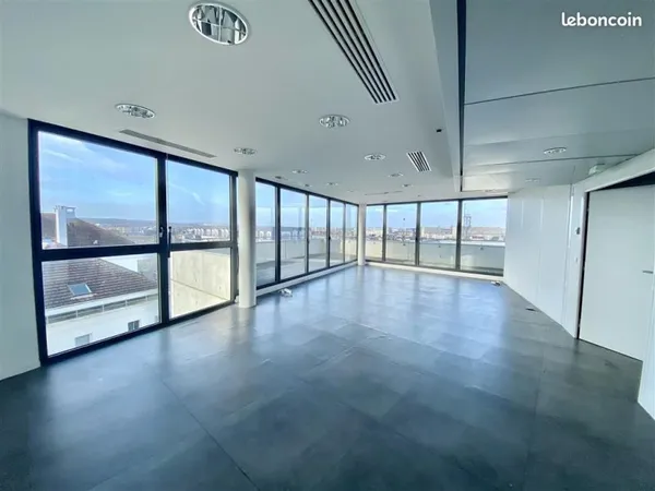 Bureaux 238 m²