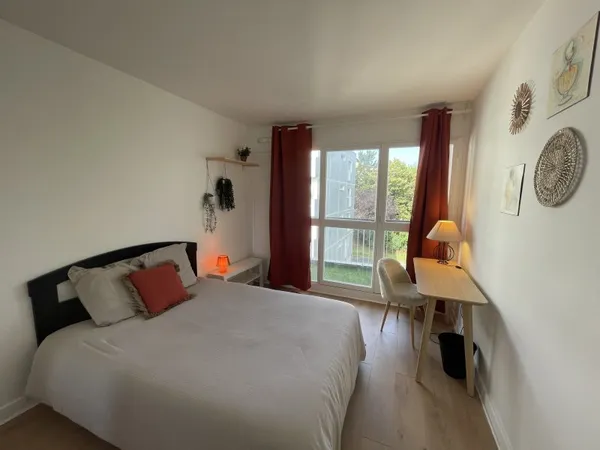 Chambre en colocation pour femmes, plaisir grignon