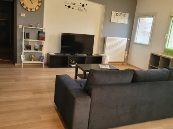 Loue chambre dans appartement
