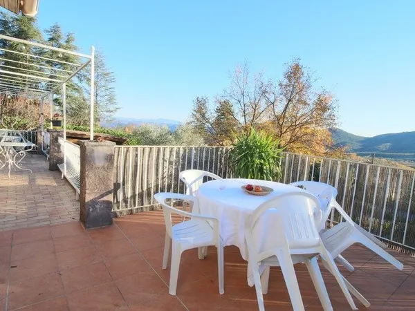 Maison T5 110m2 3ch, terrain 621m2