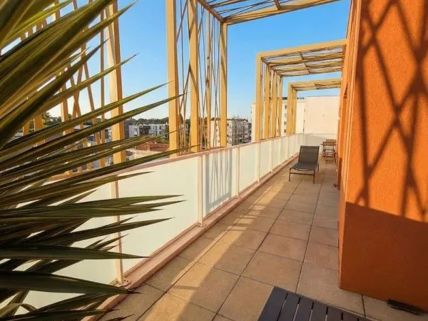 T2, 2 Pièces, Montpellier Beaux-Arts- Centre Ville - 49 m² avec 2 Terrasses, garage - Boutonnet - de