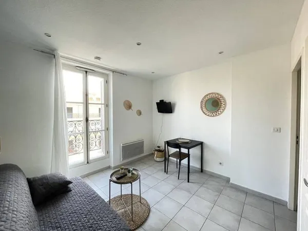 Studio 1 pièce 16 m²