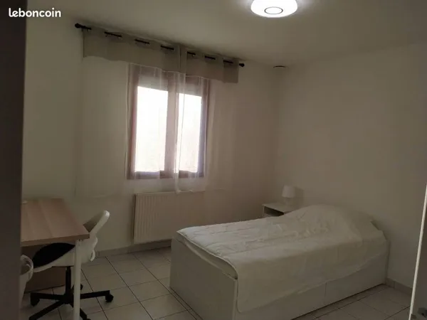 Chambre en colocation