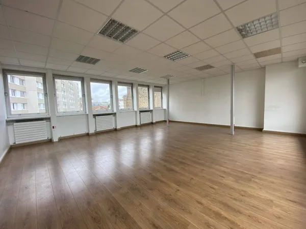 Bureaux 464 m²