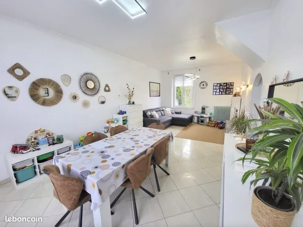 Maison 5 pièces 110 m²
