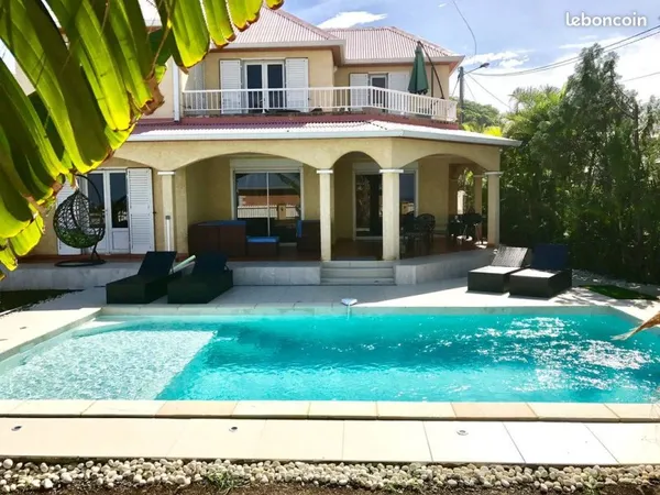 Villa Victoria - T5 meublée avec piscine - cadre exceptionnel 🌴