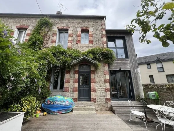 Villa 8 pièces 118 m²