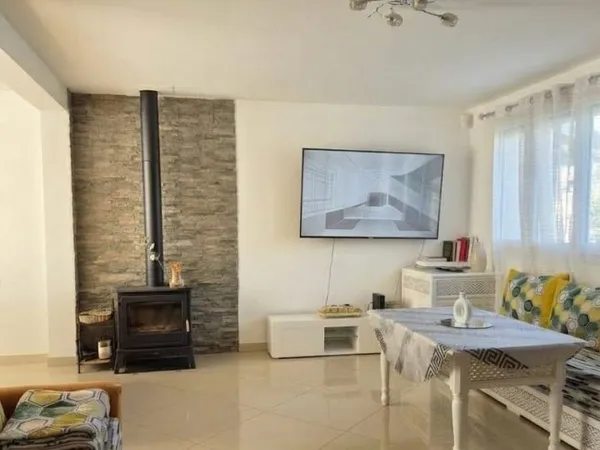 Maison 4 pièces 94 m²