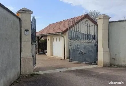 Garage de 32m² sur terrain constructible