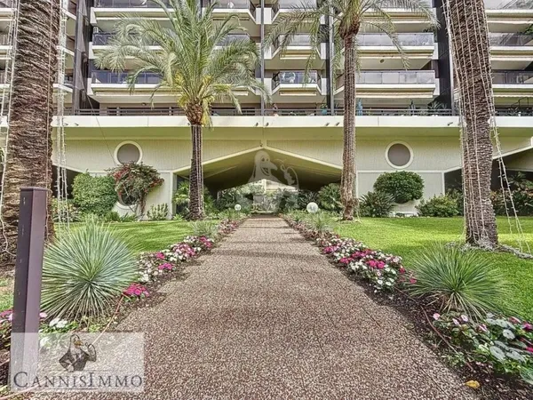 Appartement 2 pièces 57 m²