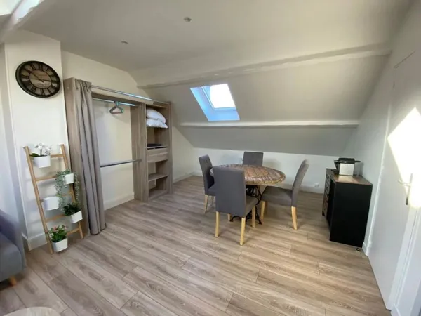 Studio 1 pièce 19 m²