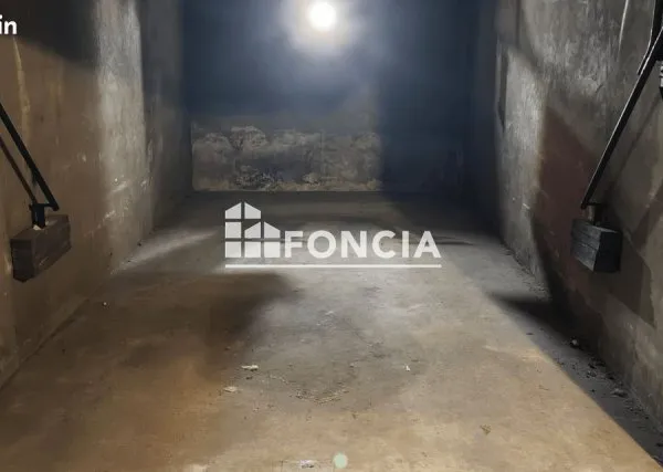 Stationnement Location Lyon   100€