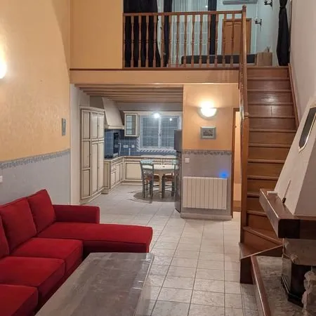F2 70m² avec très grand Garage 38m2 (proche de Montélimar)