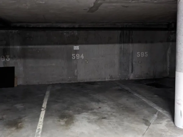 Loue place de parking Vieux-Lille - 12m²