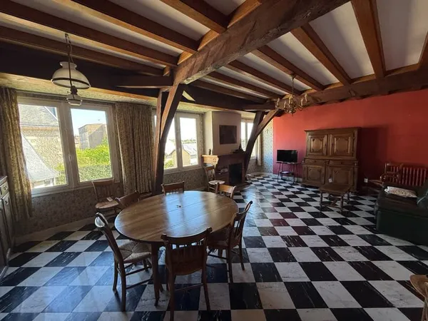 Appartement dernier étage 159m2 secteur Cathédrale avec 2 ga