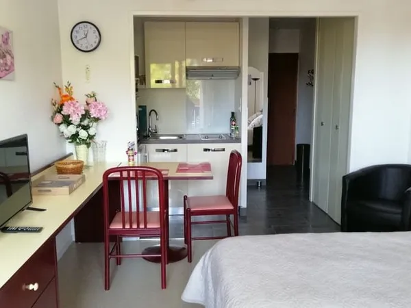 Studio 1 pièce 24 m²
